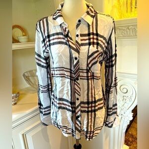 RAILS Plaid ivory, grey & cranberry super soft button down shirt size medium